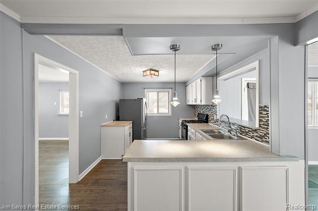 Builiding view nine for 11216 Unity, Warren, MI. 48089