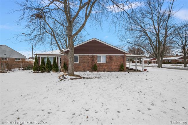 Builiding view one for 11216 Unity, Warren, MI. 48089