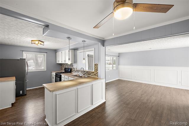 Builiding view sixteen for 11216 Unity, Warren, MI. 48089