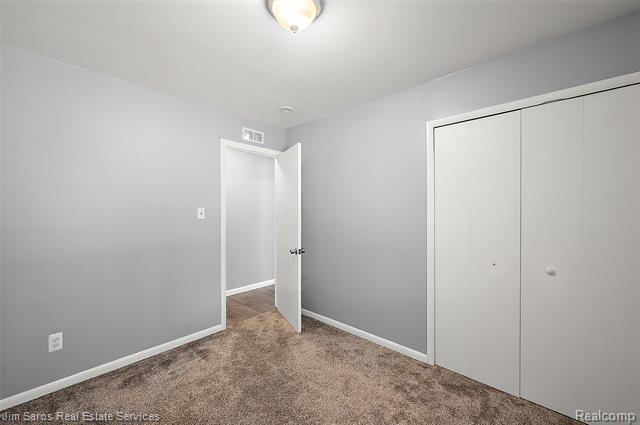 Builiding view twenty seven for 11216 Unity, Warren, MI. 48089