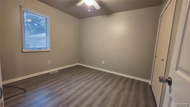 Builiding view eight for 16086 Bell, Eastpointe, MI. 48021