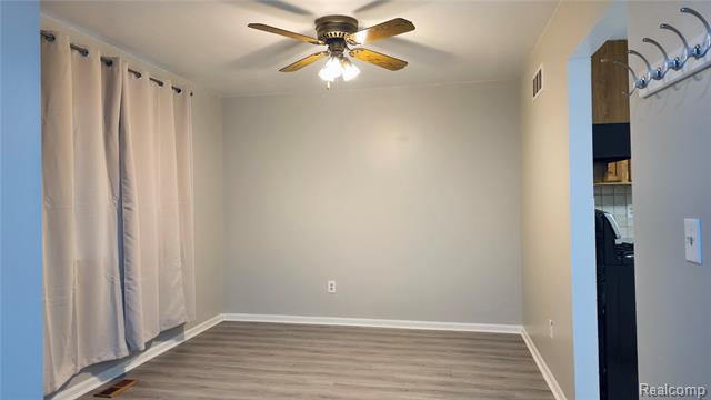 Builiding view two for 16086 Bell, Eastpointe, MI. 48021