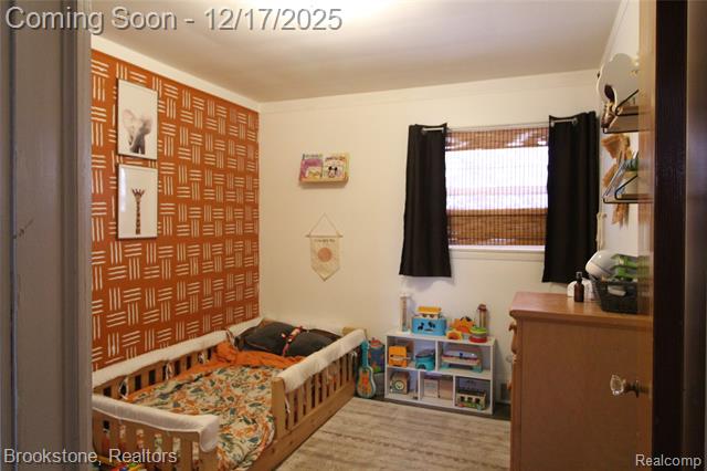 Builiding view seventeen for 24524 Johnston, Eastpointe, MI. 48021