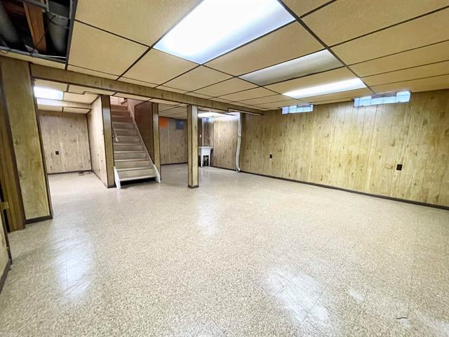 Builiding view fifteen for 24296 Roxana, Eastpointe, MI. 48021