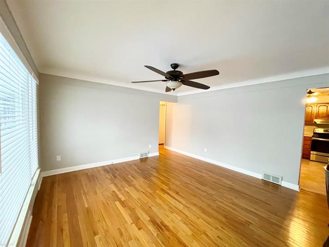 Builiding view one for 24296 Roxana, Eastpointe, MI. 48021