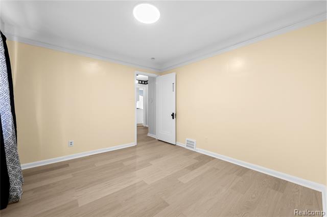 Builiding view eleven for 8060 Edward, Center Line, MI. 48015