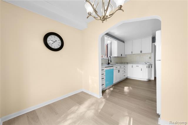 Builiding view fifteen for 8060 Edward, Center Line, MI. 48015