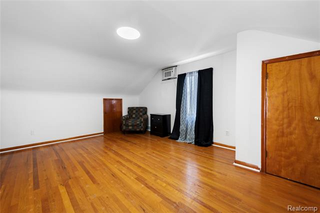 Builiding view seventeen for 8060 Edward, Center Line, MI. 48015