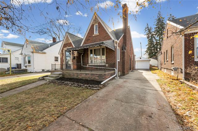 Builiding view three for 8060 Edward, Center Line, MI. 48015