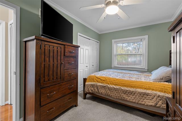 Builiding view thirteen for 22107 Fresard, Saint Clair Shores, MI. 48080