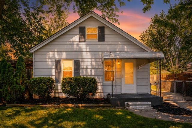 front view for 16167 Hauss, Eastpointe, Mi. 48021
