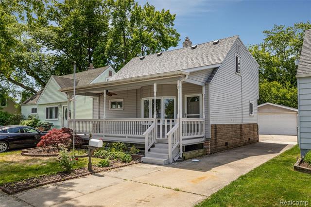 Builiding view twenty eight for 24921 Lexington, Eastpointe, MI. 48021