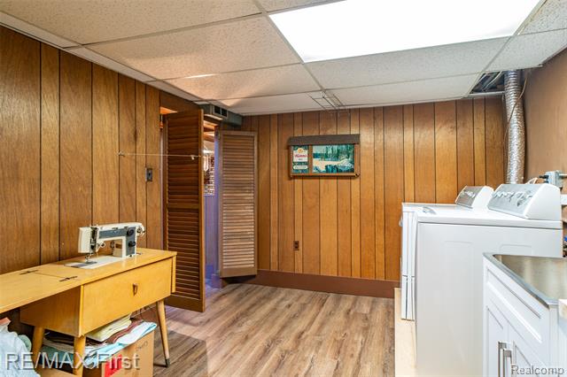 Builiding view thirty nine for 24815 Beck, Eastpointe, MI. 48021