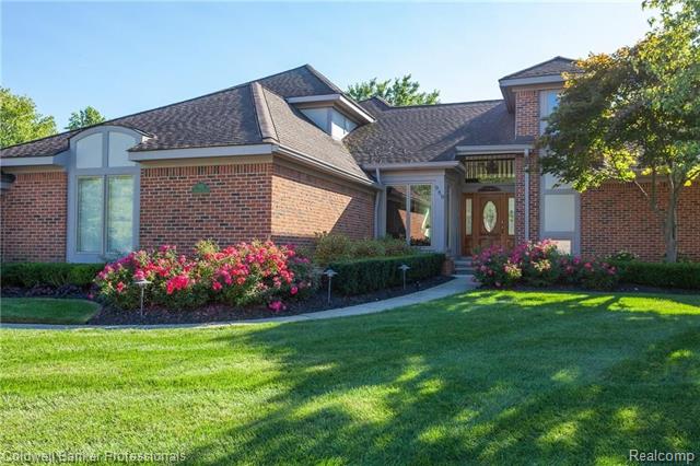 front view for 989 Elmsmere Dr, Northville, Mi. 48167