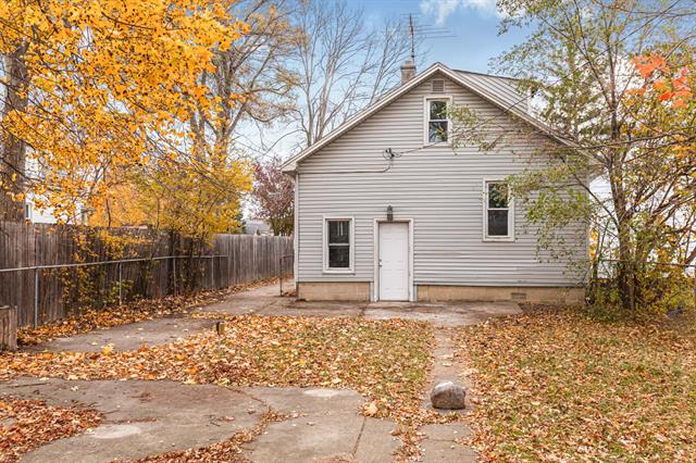 Builiding view seventeen for 7335 Wiegand, Center Line, MI. 48015