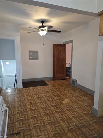 Builiding view thirteen for 8071 Harding, Center Line, MI. 48015