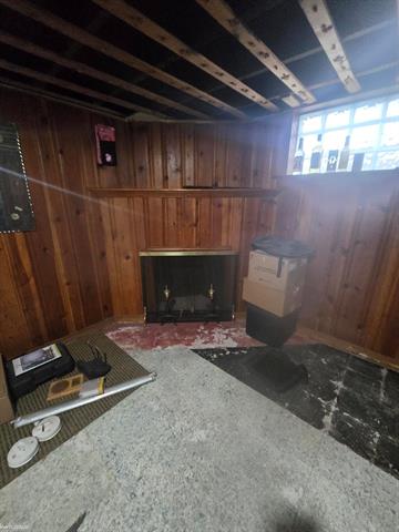 Builiding view twenty eight for 8071 Harding, Center Line, MI. 48015