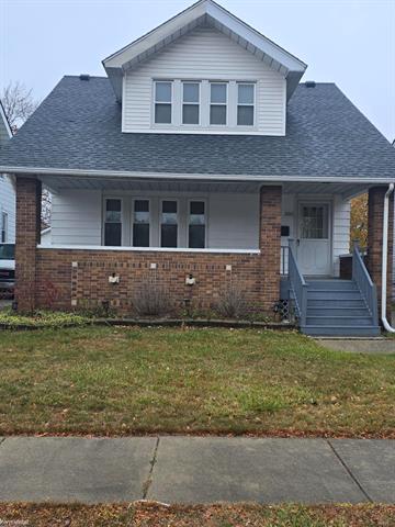 Builiding view two for 8071 Harding, Center Line, MI. 48015