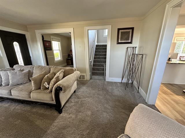 Builiding view eight for 7250 Voerner, Center Line, MI. 48015