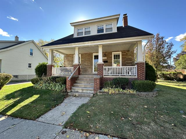 front view for 7250 Voerner, Center Line, Mi. 48015