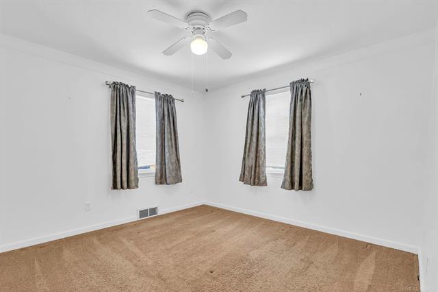 Builiding view eleven for 25183 Cole, Roseville, MI. 48066