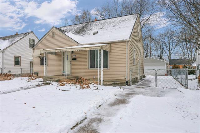 Builiding view four for 25183 Cole, Roseville, MI. 48066