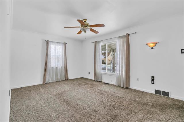 Builiding view seven for 25183 Cole, Roseville, MI. 48066