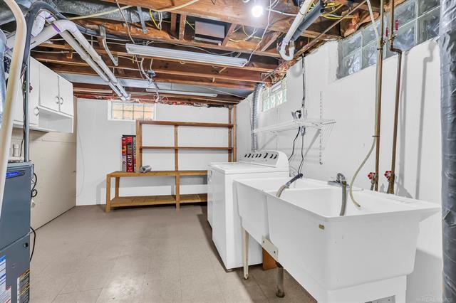 Builiding view seventeen for 25183 Cole, Roseville, MI. 48066