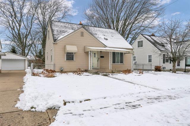 Builiding view three for 25183 Cole, Roseville, MI. 48066