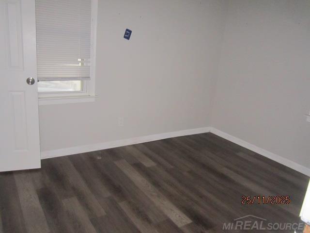 Builiding view eleven for 25123 Mackinac, Roseville, MI. 48066