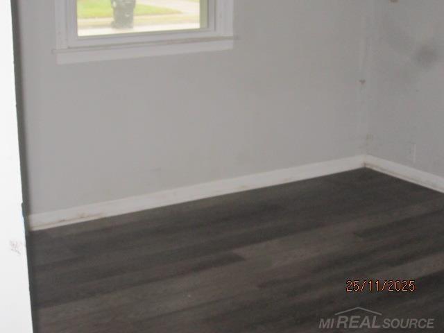 Builiding view nine for 25123 Mackinac, Roseville, MI. 48066