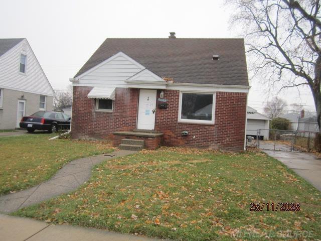 front view for 25123 Mackinac, Roseville, Mi. 48066