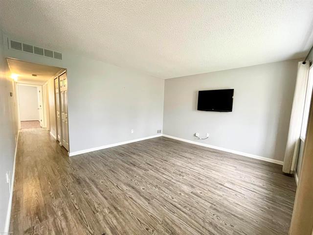 Builiding view one for 21520 Maple, Saint Clair Shores, MI. 48081