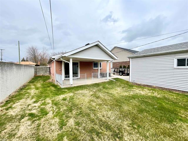 Builiding view seventeen for 21520 Maple, Saint Clair Shores, MI. 48081