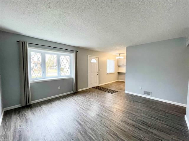 Builiding view two for 21520 Maple, Saint Clair Shores, MI. 48081