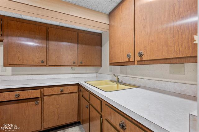 Builiding view twenty three for 22201 Benjamin, Saint Clair Shores, MI. 48081