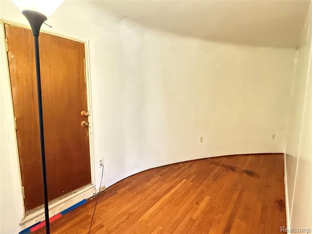 Builiding view eight for 4510 Marr, Warren, MI. 48091