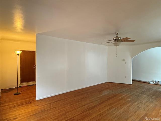 Builiding view seven for 4510 Marr, Warren, MI. 48091