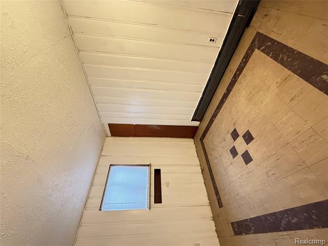 Builiding view six for 4510 Marr, Warren, MI. 48091