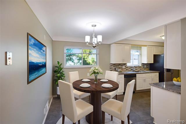 Builiding view four for 8565 Dale, Center Line, MI. 48015