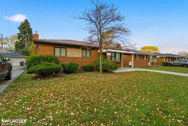 Builiding view two for 8385 Helen, Center Line, MI. 48015