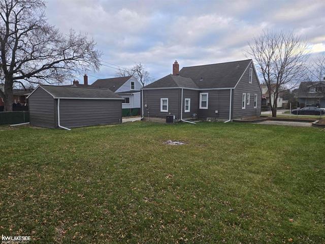 Builiding view nineteen for 7337 Dale, Center Line, MI. 48015