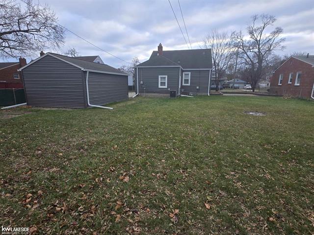 Builiding view twenty for 7337 Dale, Center Line, MI. 48015