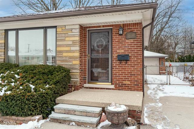 Builiding view one for 26118 San Rosa, Saint Clair Shores, MI. 48081