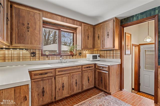 Builiding view seven for 26118 San Rosa, Saint Clair Shores, MI. 48081