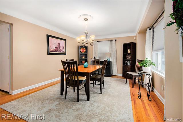 Builiding view five for 25861 Wiseman, Roseville, MI. 48066