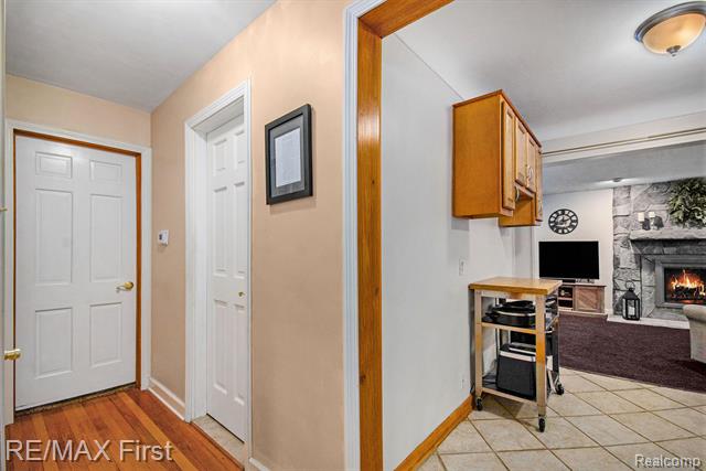 Builiding view four for 25861 Wiseman, Roseville, MI. 48066