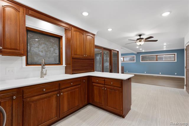 Builiding view eight for 22429 Lakecrest, Saint Clair Shores, MI. 48081