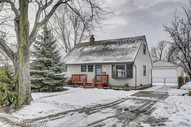 Builiding view forty four for 25855 Mackinac, Roseville, MI. 48066