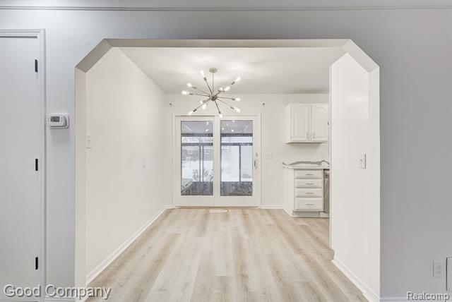 Builiding view six for 25855 Mackinac, Roseville, MI. 48066